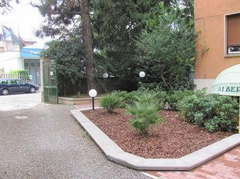 Hotel Giardino 2*
